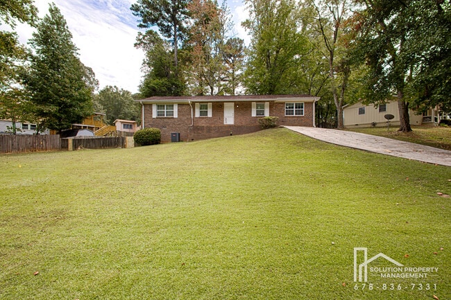 Primary Photo - 1006 Hampton Ct NW