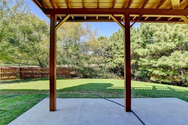 Building Photo - 4805 Shelbourne Dr
