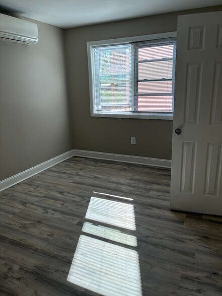 Building Photo - 4919 A St SE