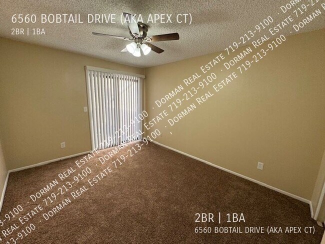 Building Photo - 6560 Bobtail Dr