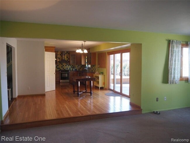 Building Photo - 5837 Folkstone Dr