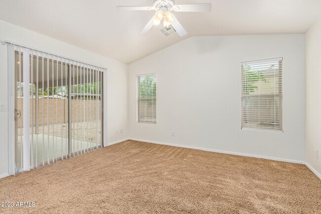 Building Photo - 2521 W Desert Spring Way