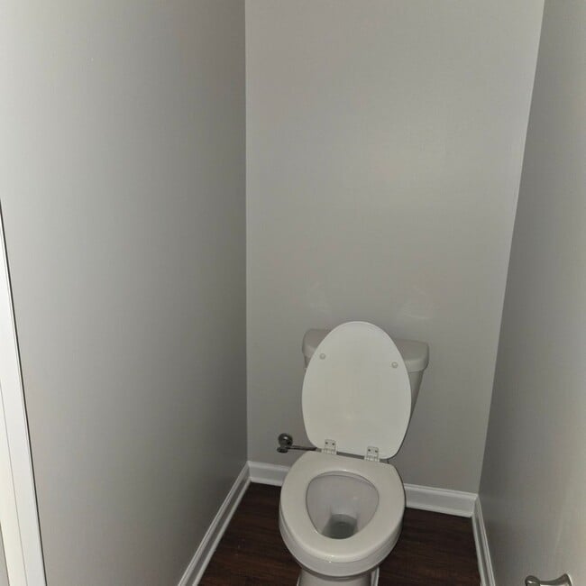 Building Photo - Two-Story Beauty in Olive Branch with Comp...