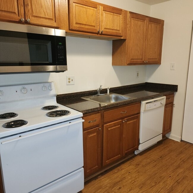 Building Photo - COMING SOON - BURN BRAE CONDOS