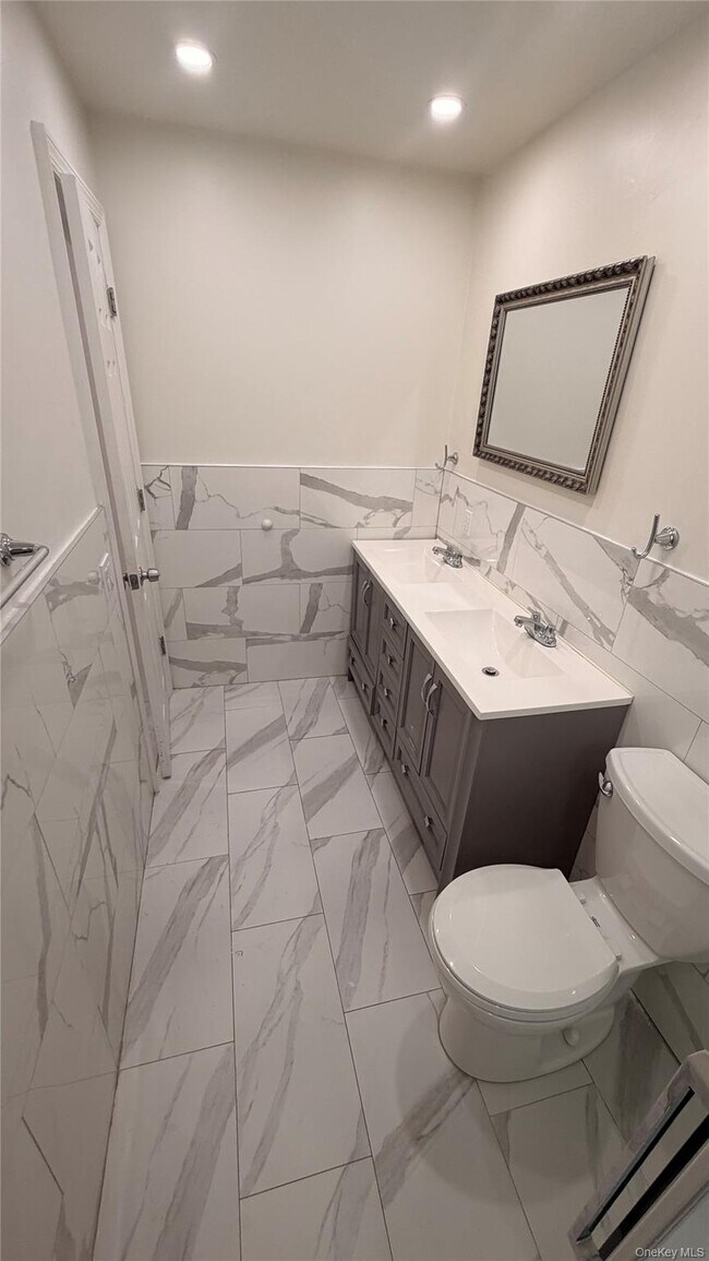 Building Photo - 144-35 224th St