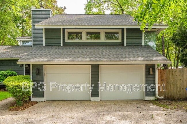 Building Photo - 15 Glenkirk Dr