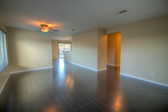 Building Photo - 23434 Badger Creek Ln