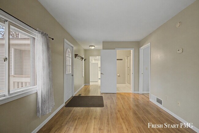 Building Photo - Charm Meets Modern Living in the Heart of Stanton