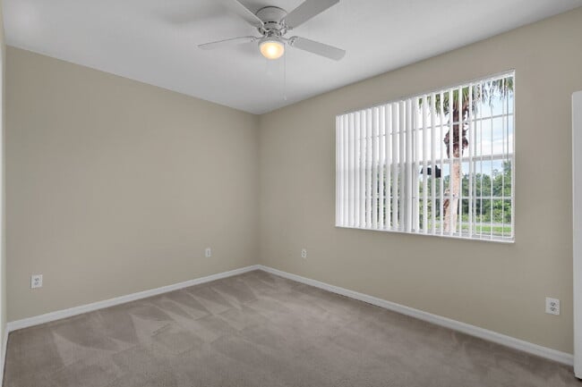 Building Photo - 3-Bedroom Townhome with Private Pool | Master Suites on Both Floors!