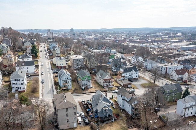 Building Photo - 74 Green Hill Pkwy