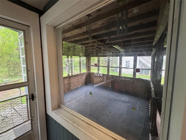 Building Photo - 13 Kinch Ln