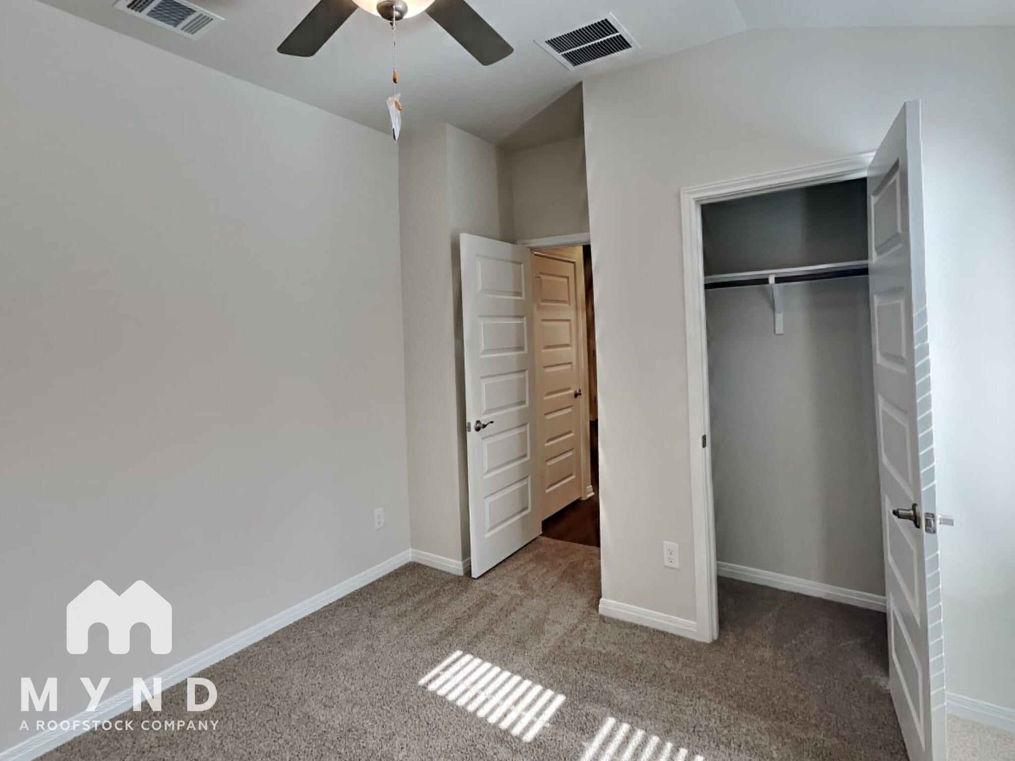 Building Photo - 2828 Mill Run Bnd