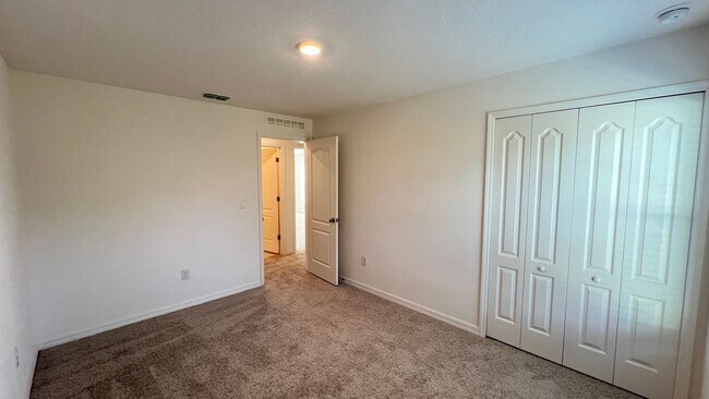 Building Photo - BEAUTIFUL 3BD/2BA Home in Palm Bay!!