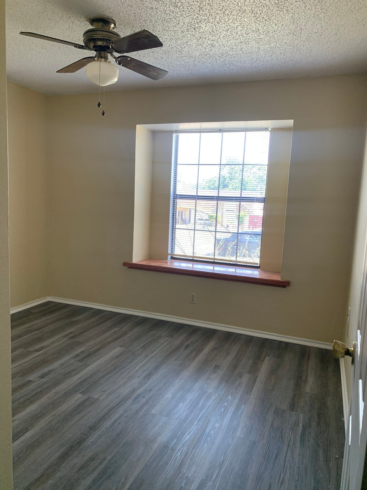 Building Photo - 307 Eichelberger Dr