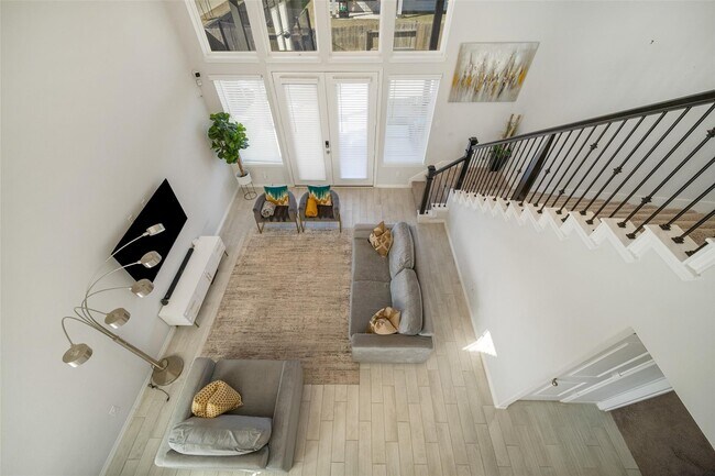 Building Photo - 1811 Smithers Landing Dr