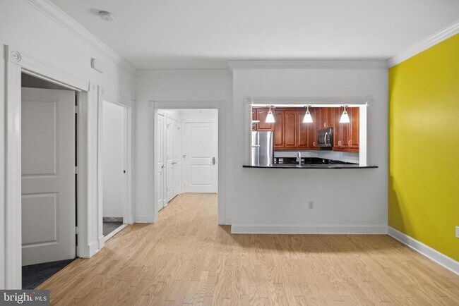 Building Photo - 401 13th St NE