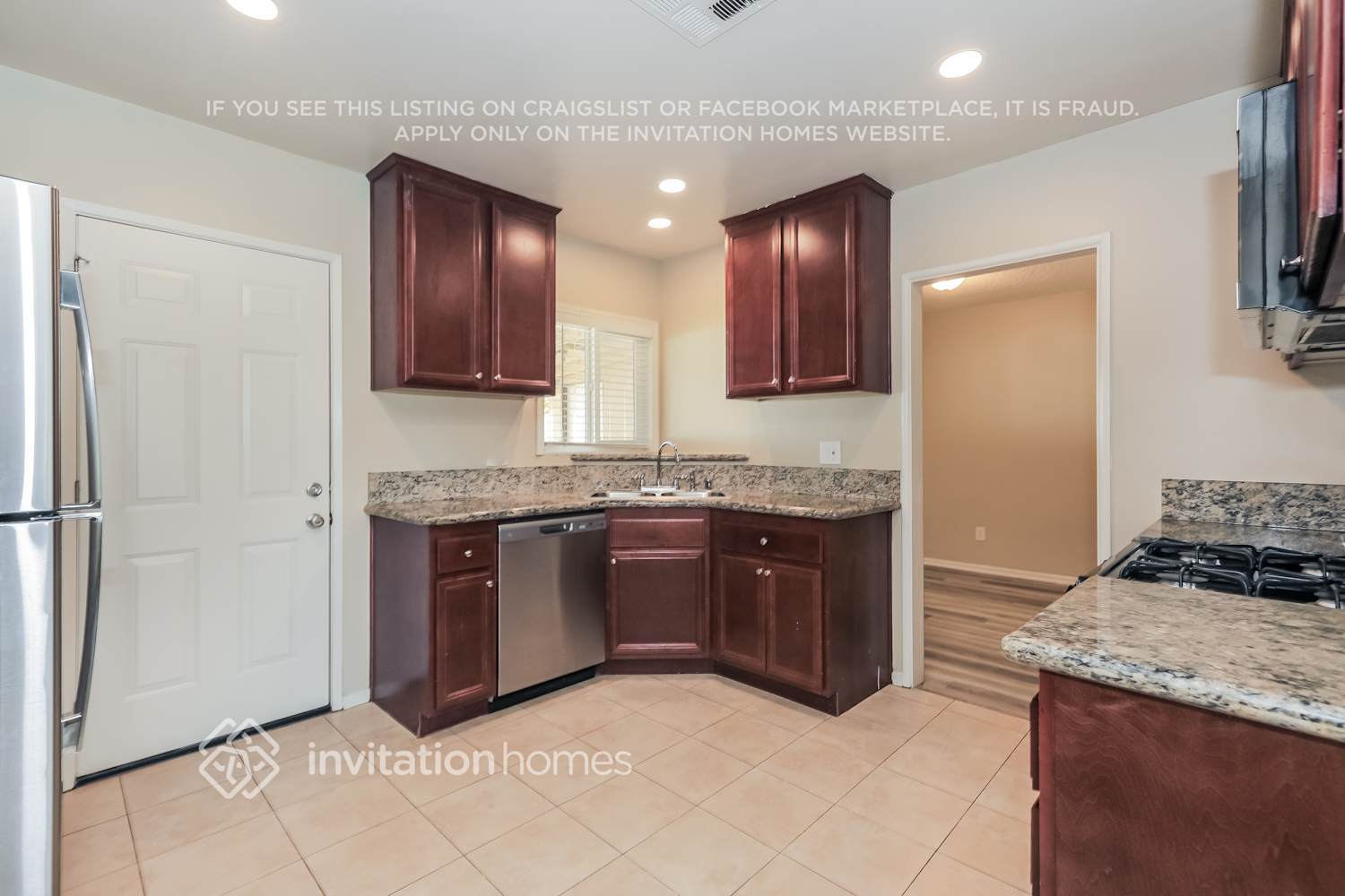 Building Photo - 8943 Conway Dr