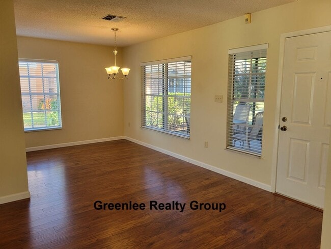 Building Photo - Beautiful 2 Bedroom / 2 Bathroom Waterfront End Unit in Heritage Lake (55+ Community)