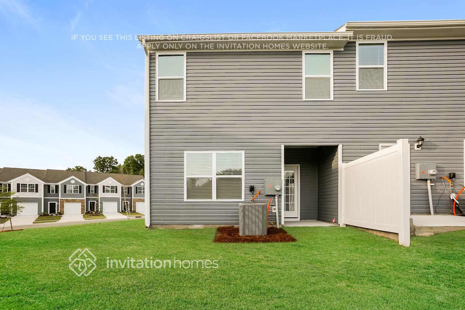 Building Photo - 11810 Brier Vlg Ln