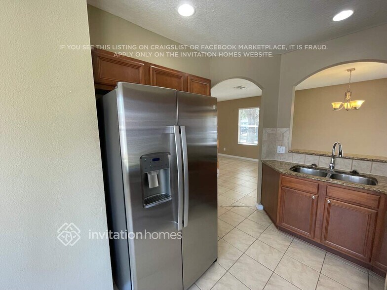 Building Photo - 30603 White Bird Ave