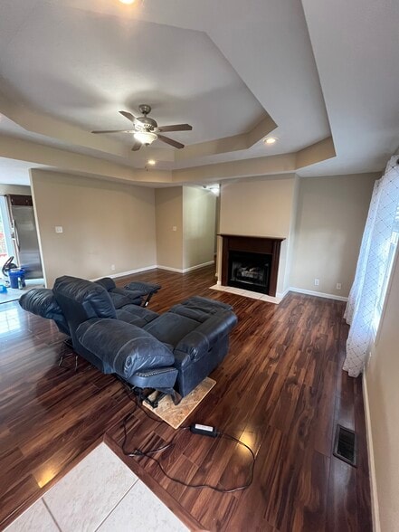 Building Photo - 782 Fire Break Dr