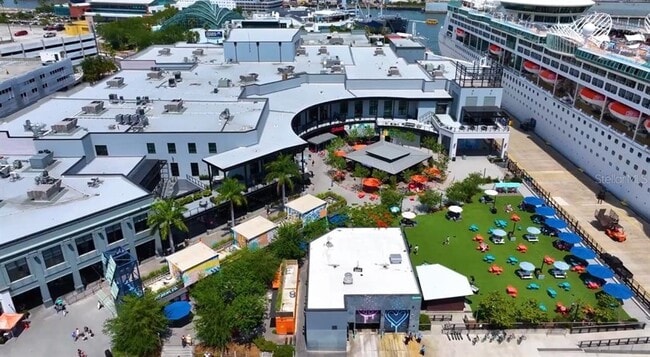 Building Photo - 2305 W Texas Ave