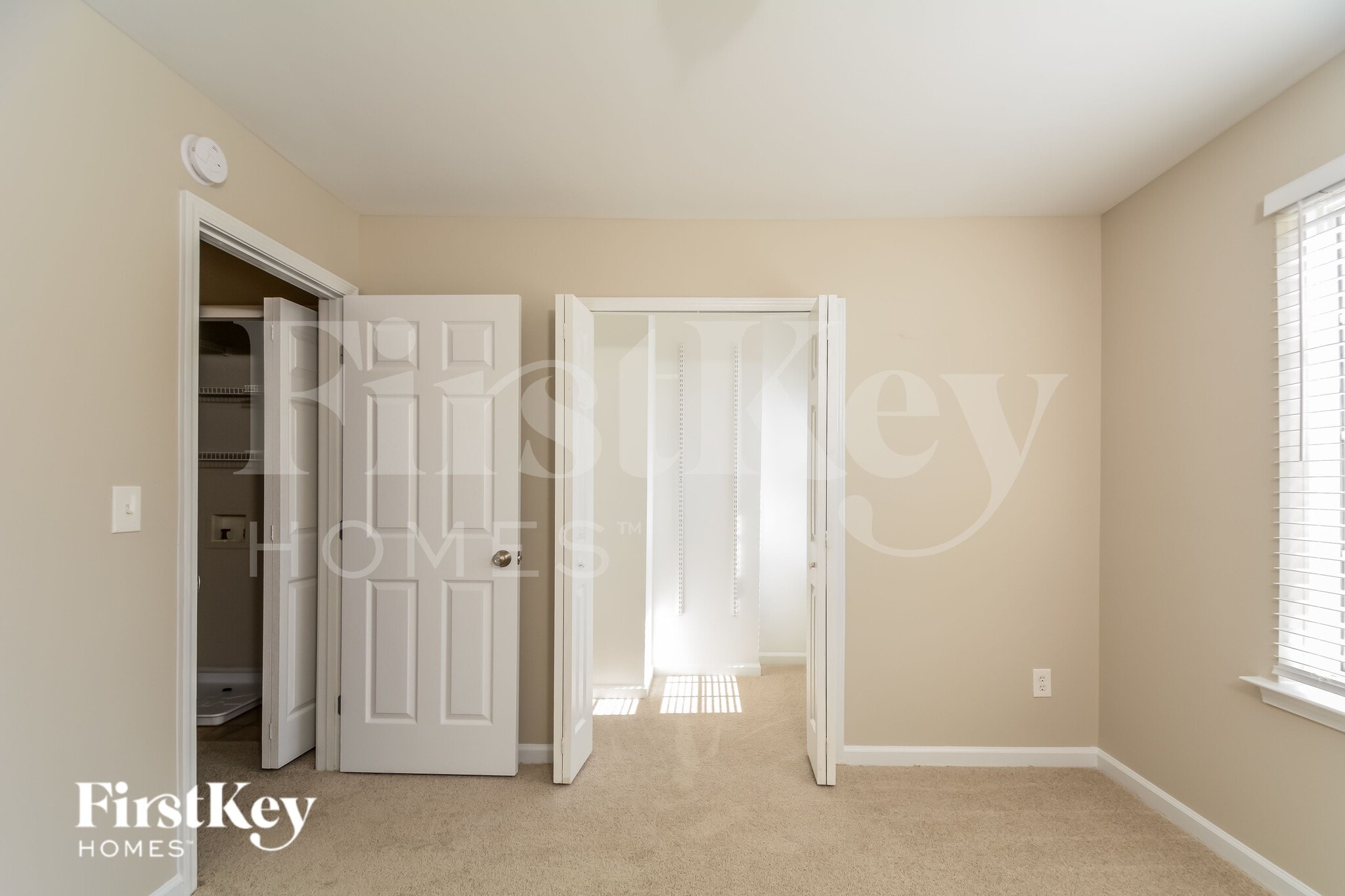 Building Photo - 6 Linkside Ct