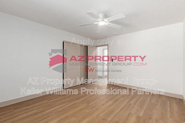 Building Photo - 7660 W Palmaire Ave