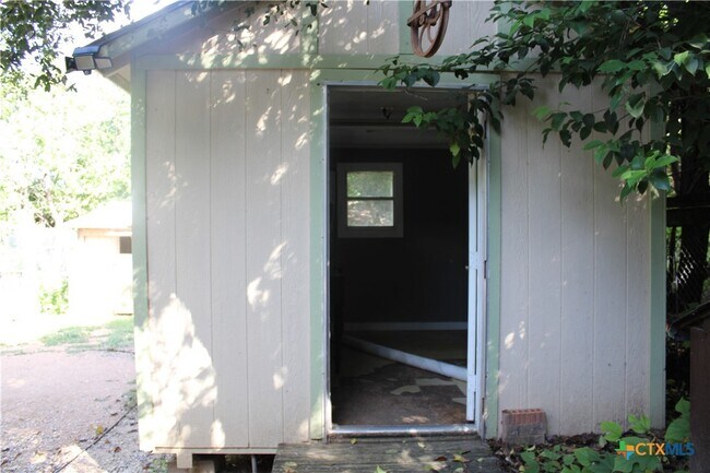 Building Photo - 1297 Hidden Fawn