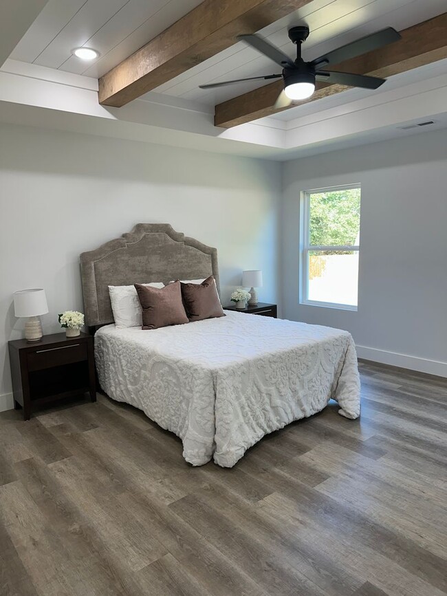 Building Photo - Beautiful Home for Rent – Modern Comforts ...