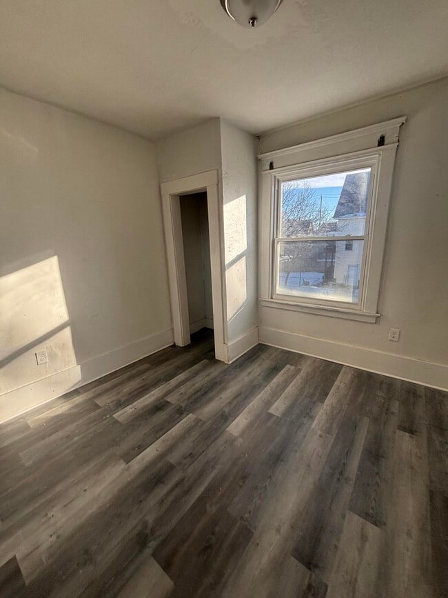 Building Photo - 2605 N 16th St