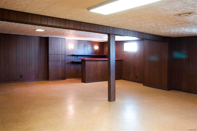 Building Photo - 1212 Cheverly Ct