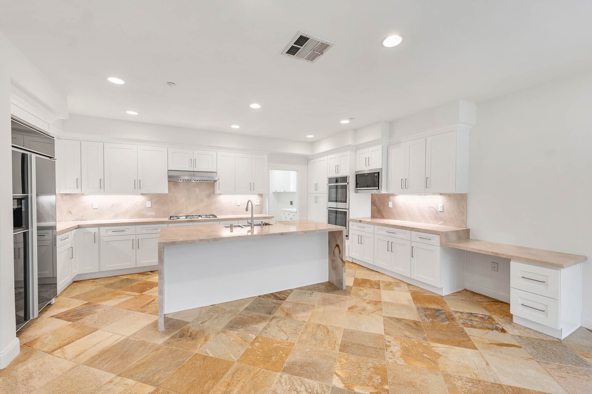 Kitchen With Office Nook - 12215 Delante Ct