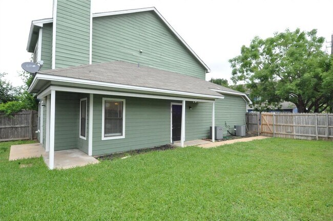 Building Photo - 12304 Abney Dr