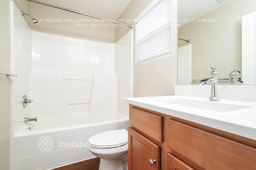 Building Photo - 3524 Celebration Ave E