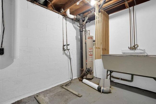 Building Photo - 760 Drummond Ct