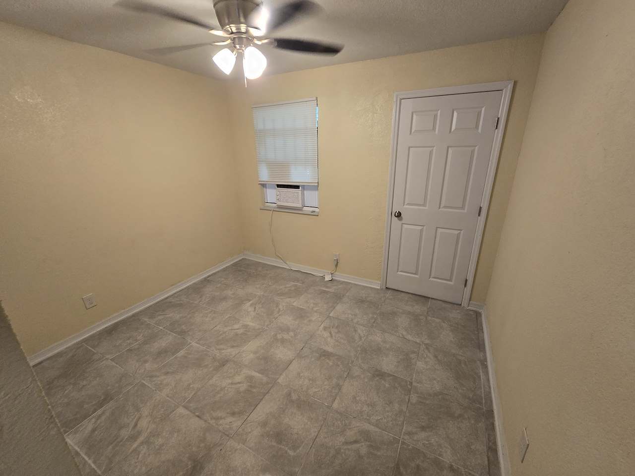 Building Photo - 7215 Bailey Ct