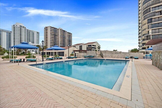 Building Photo - 4000 N Ocean Dr