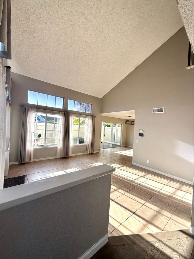 Building Photo - Welcome to your beautifully upgraded home ...