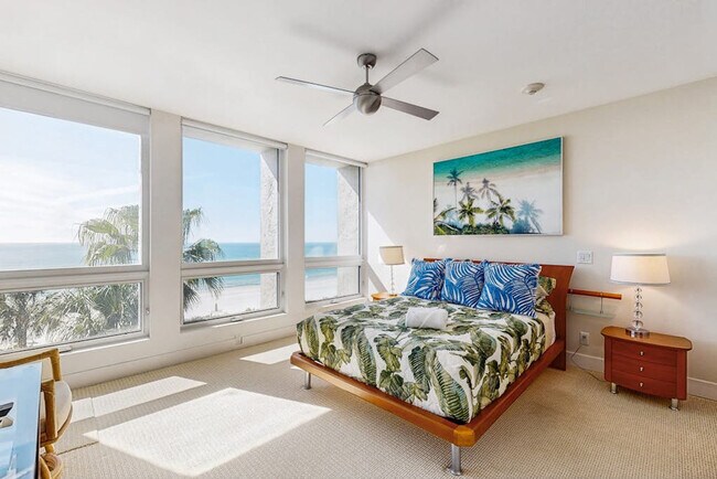 Building Photo - 1109 Gulf of Mexico Dr