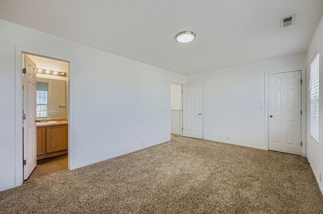 Building Photo - 7398 Countryside Grove