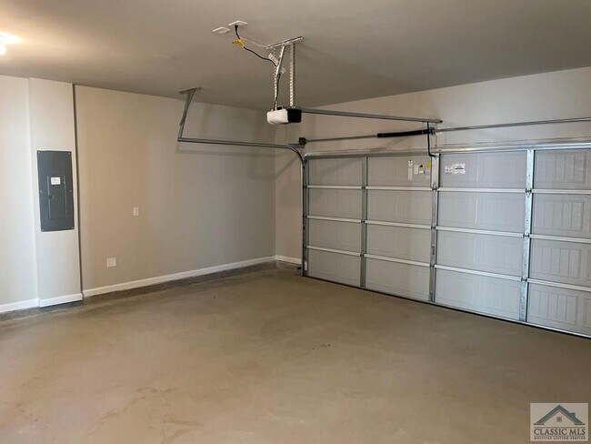 Building Photo - 1271 Towne Square Ct