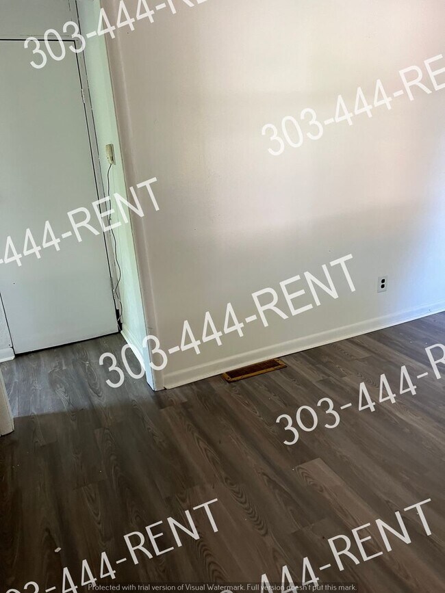 Building Photo - Look & Lease , 1st FULL month rent free, and Move In with in  14 days – 3-Bed Ranch Home Minutes ...