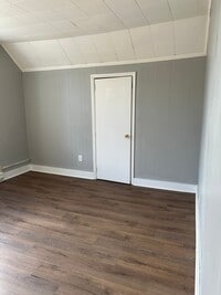 Building Photo - 214 S 16th St