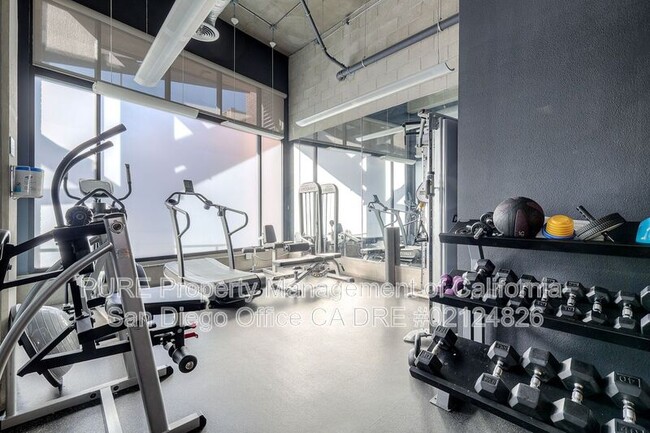 Building Photo - 777 Sixth Ave