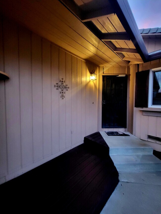 Building Photo - 133 Audrey Pl