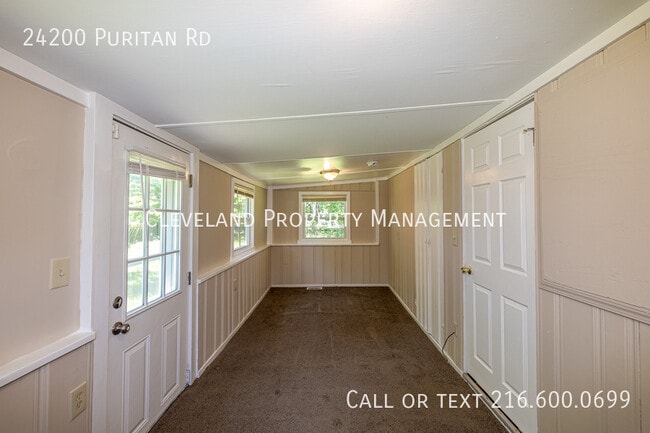 Building Photo - 24200 Puritan Ave