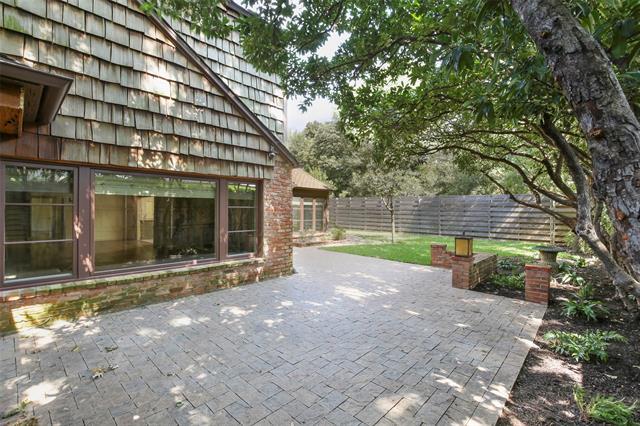 Building Photo - 4423 Southcrest Rd