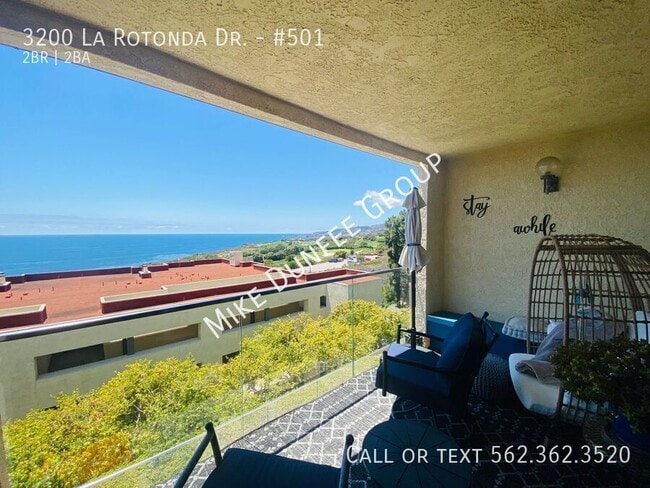 Building Photo - 3200 La Rotonda Dr