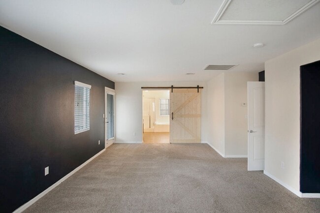 Building Photo - 3 Story Home With Large Loft IN Providence